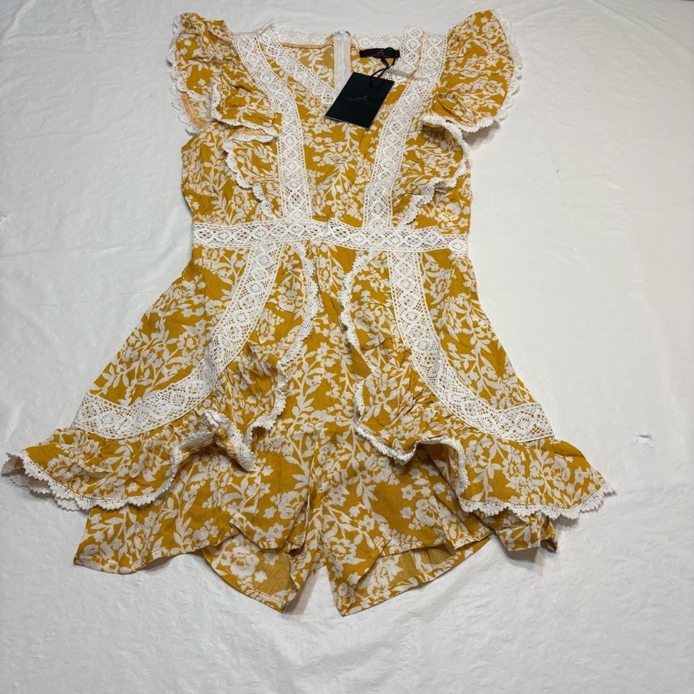 Alamia Yellow Floral Sleeveless Shorts Romper Women’s Small New
